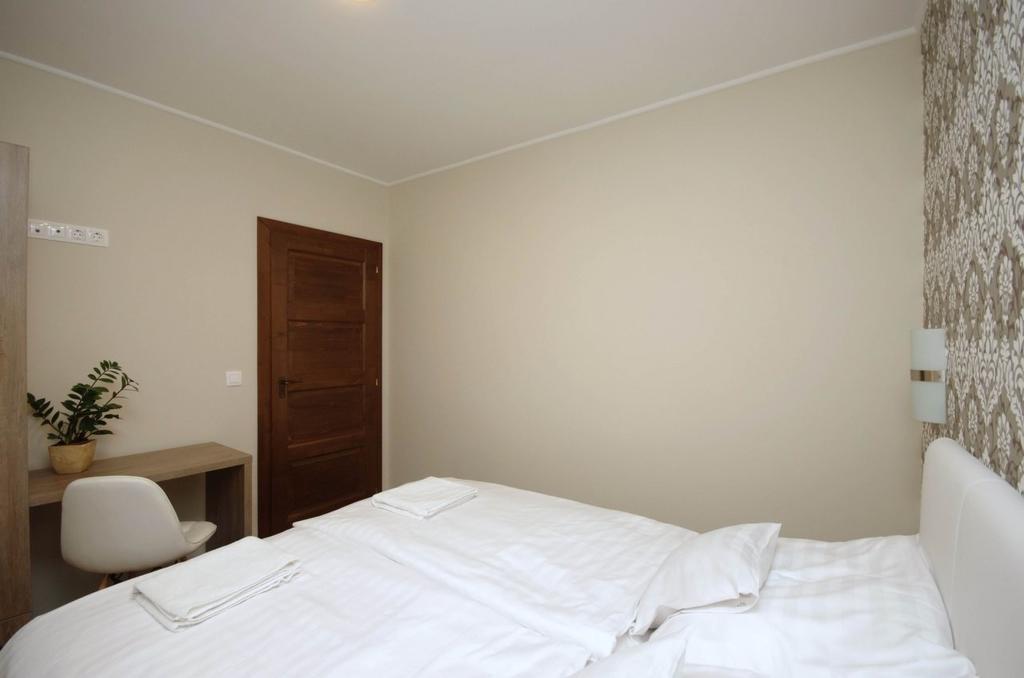 Mosoly Deluxe Apartman Gyula Exterior photo